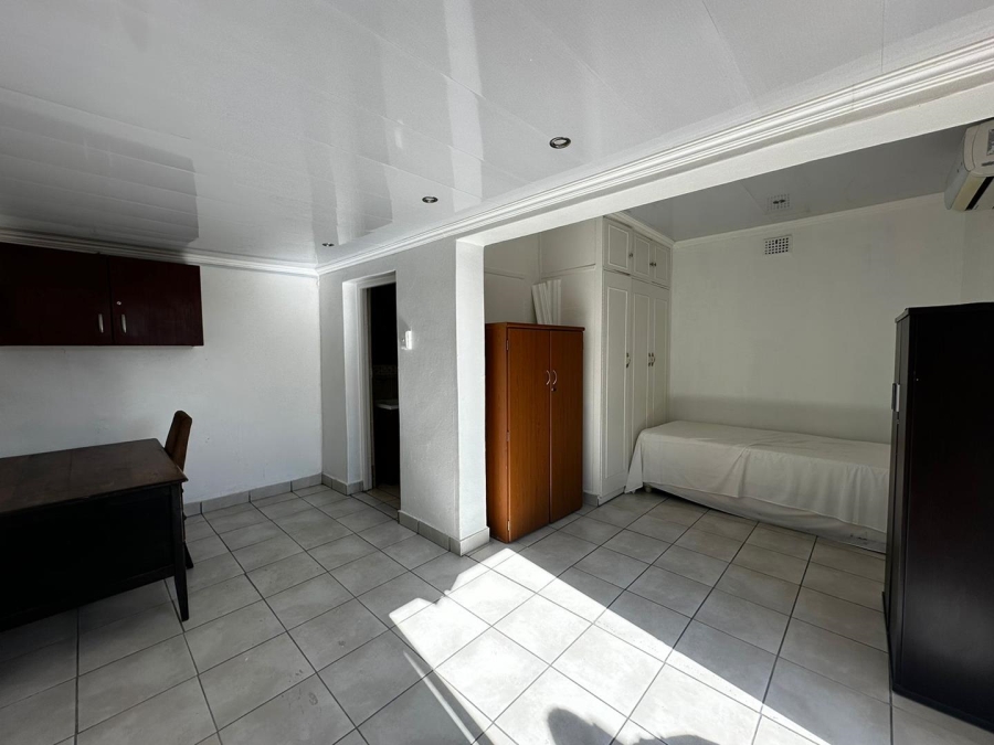 7 Bedroom Property for Sale in Brandwag Free State